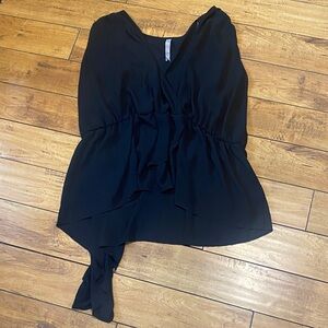 Melissa McCarthy Elegant Black sleeveless Top